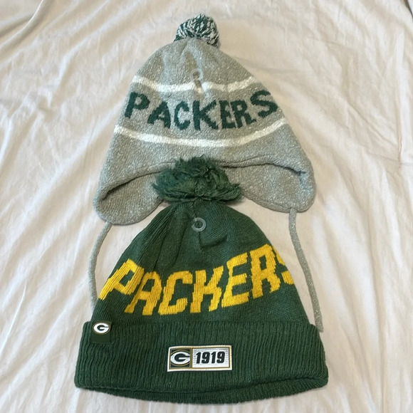 NFL Accessories - Lot of 2 NFL Green Bay Packer Women’s Winter Hats